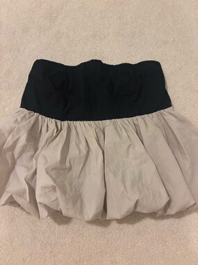 Abercrombie bubble hem top